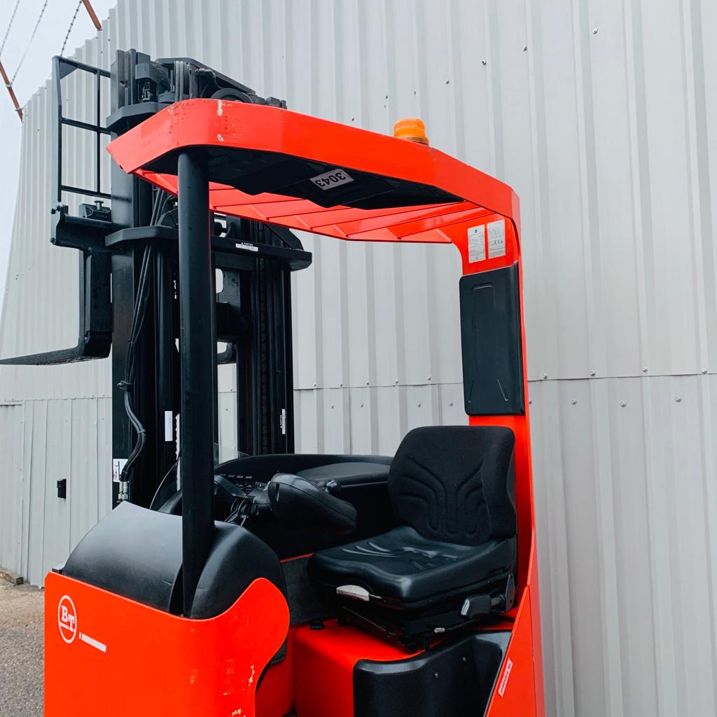 Toyota Rrb Used Reach Forklift Truck