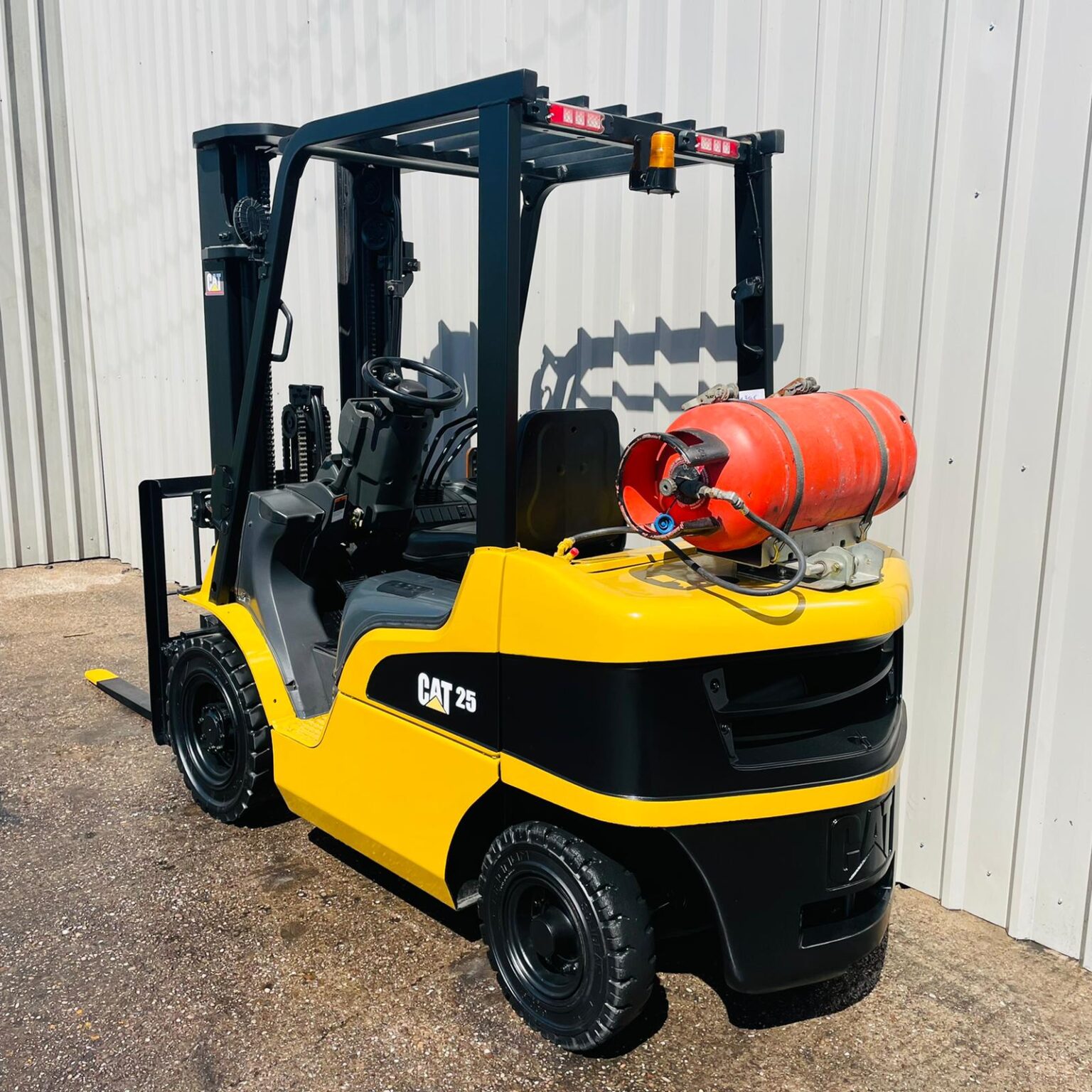 Cat Gp Nt Used Gas Forklift