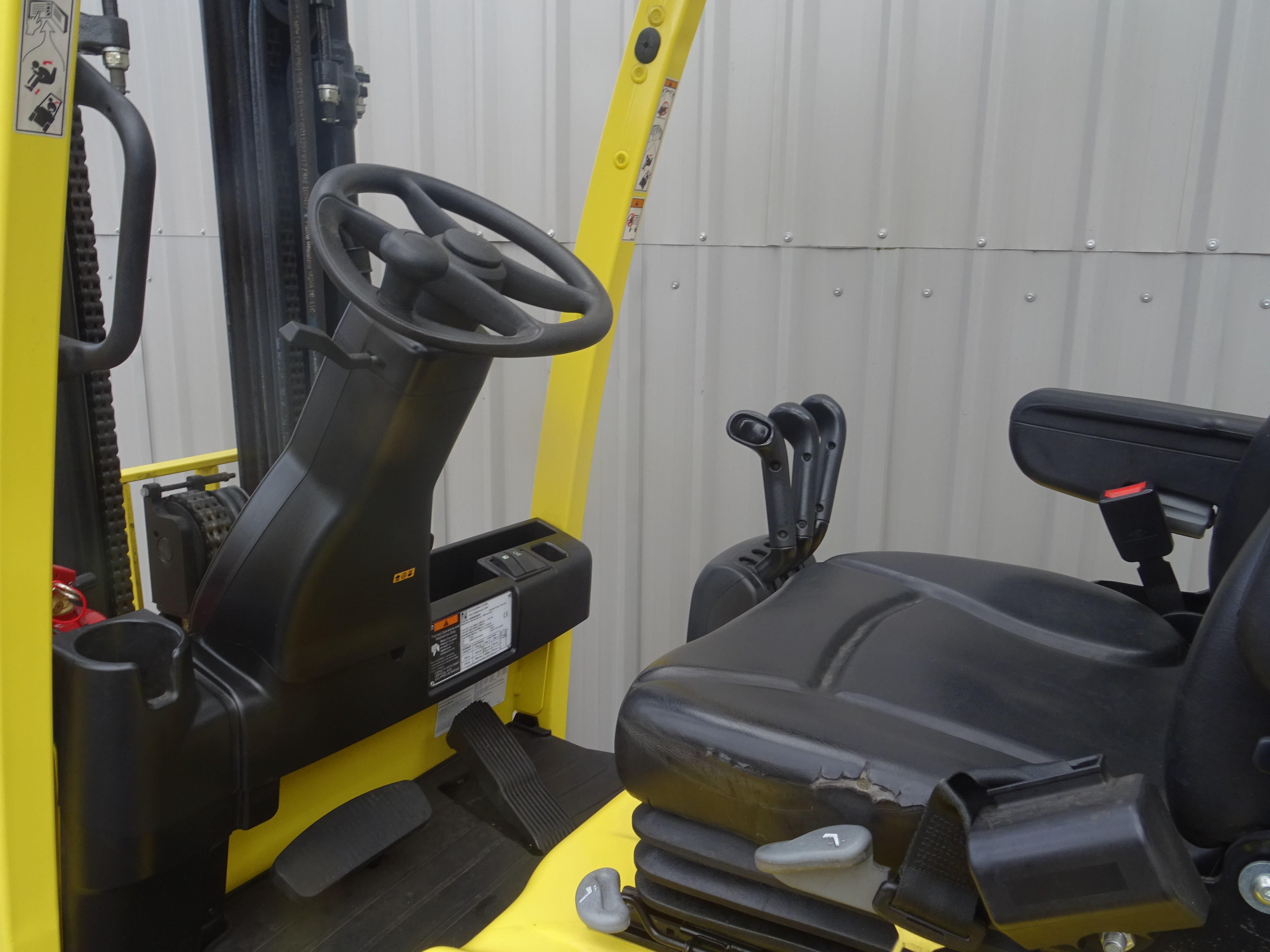 Hyster E1.6XN Used 4 Wheel Electric Forklift (#2782)