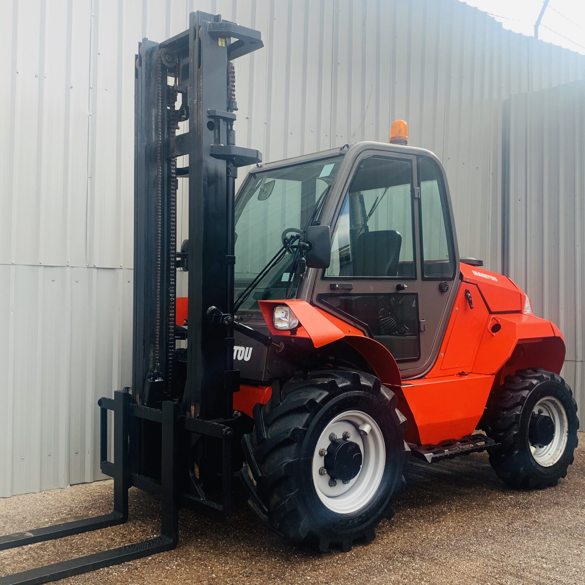 MANITOU M30-4 USED ROUGH TERRAIN FORKLIFT (#3001)