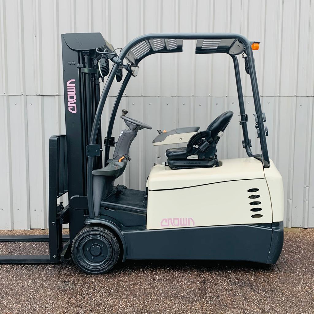 crown electric forklift