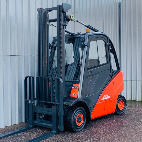 Used Forklifts For Sale - Second Hand Forklifts | Trucks Direct