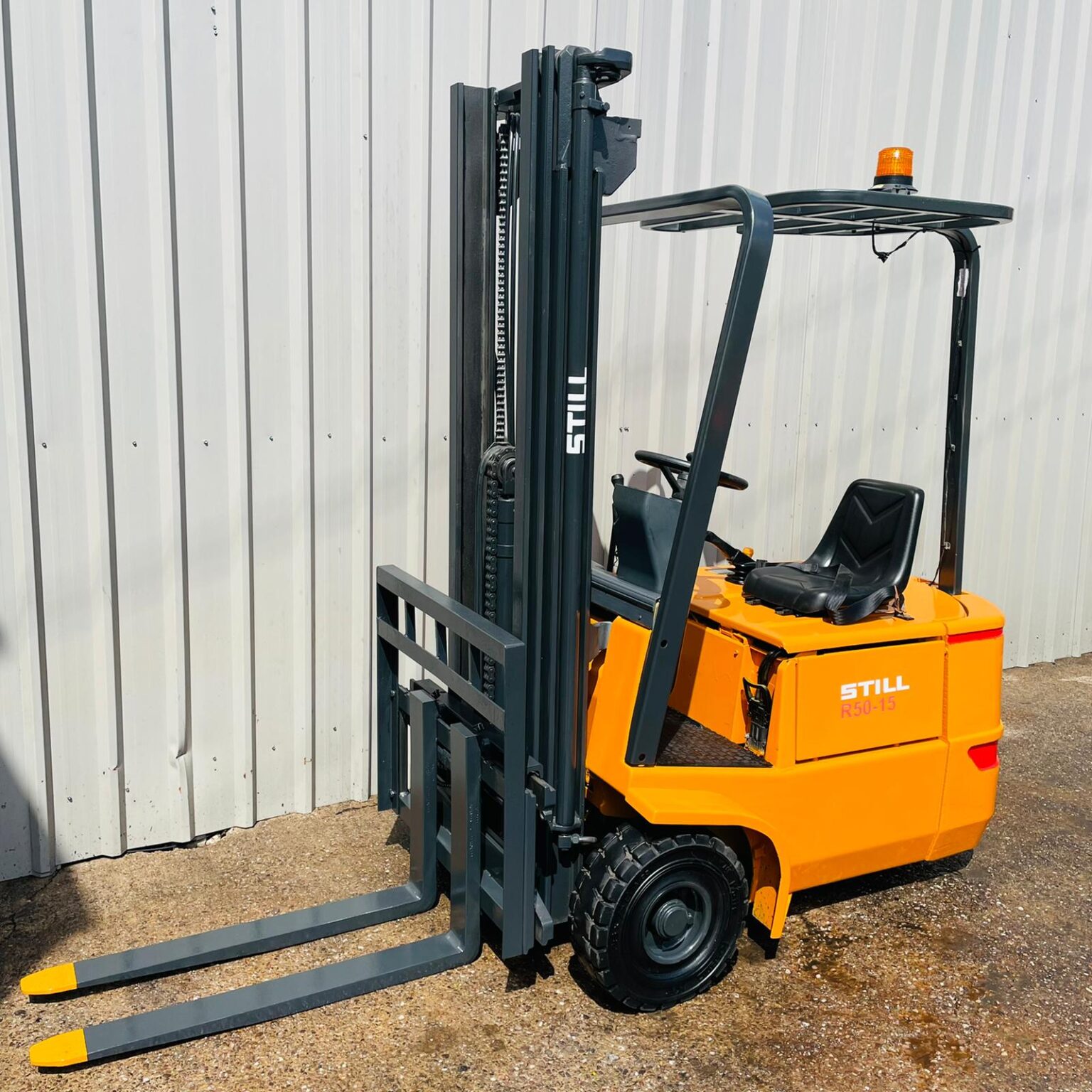 STILL R50-15. USED 3 WHEEL ELECTRIC FORKLIFT. (#3587)