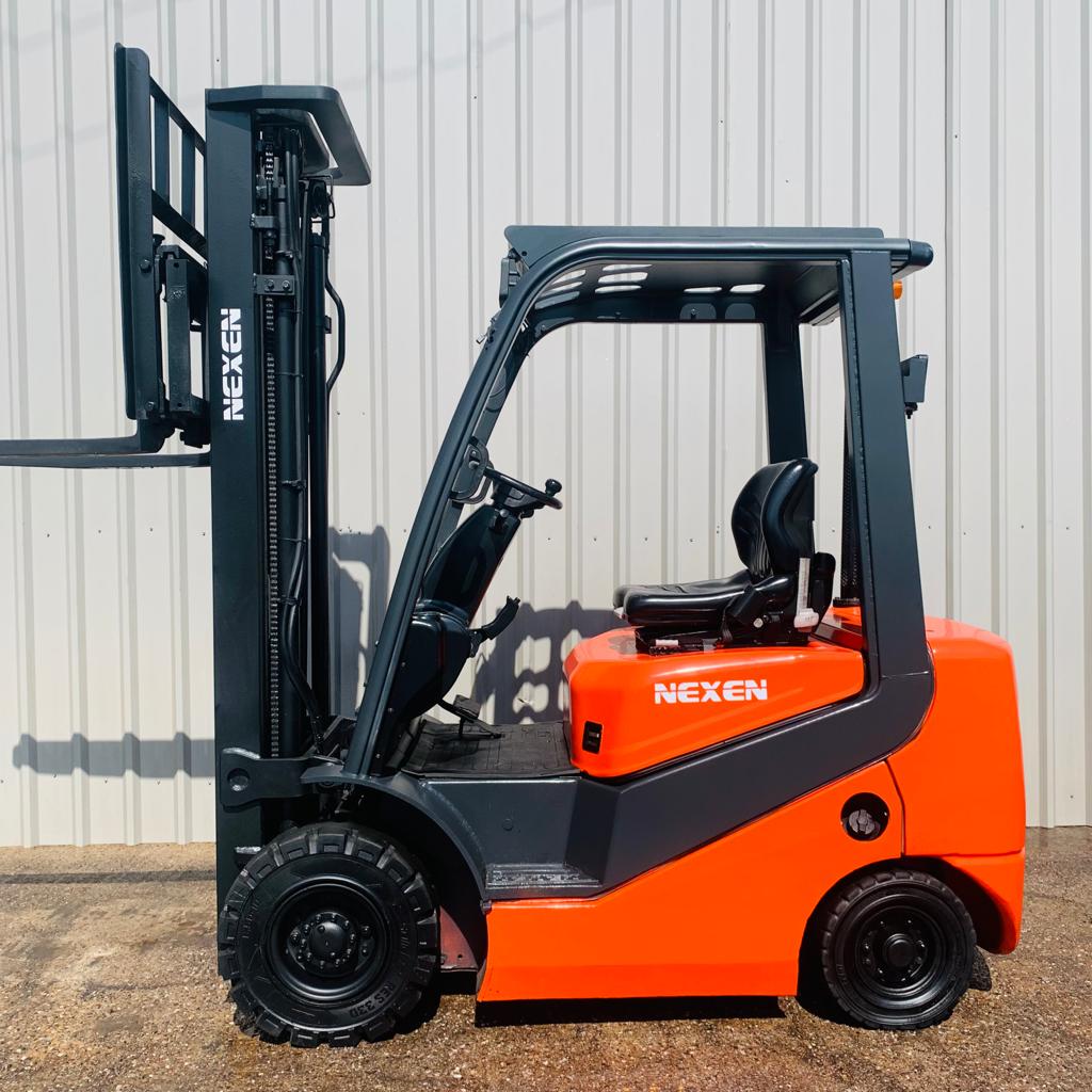 NEXEN FDX18 USED DIESEL FORKLIFT (#3595)