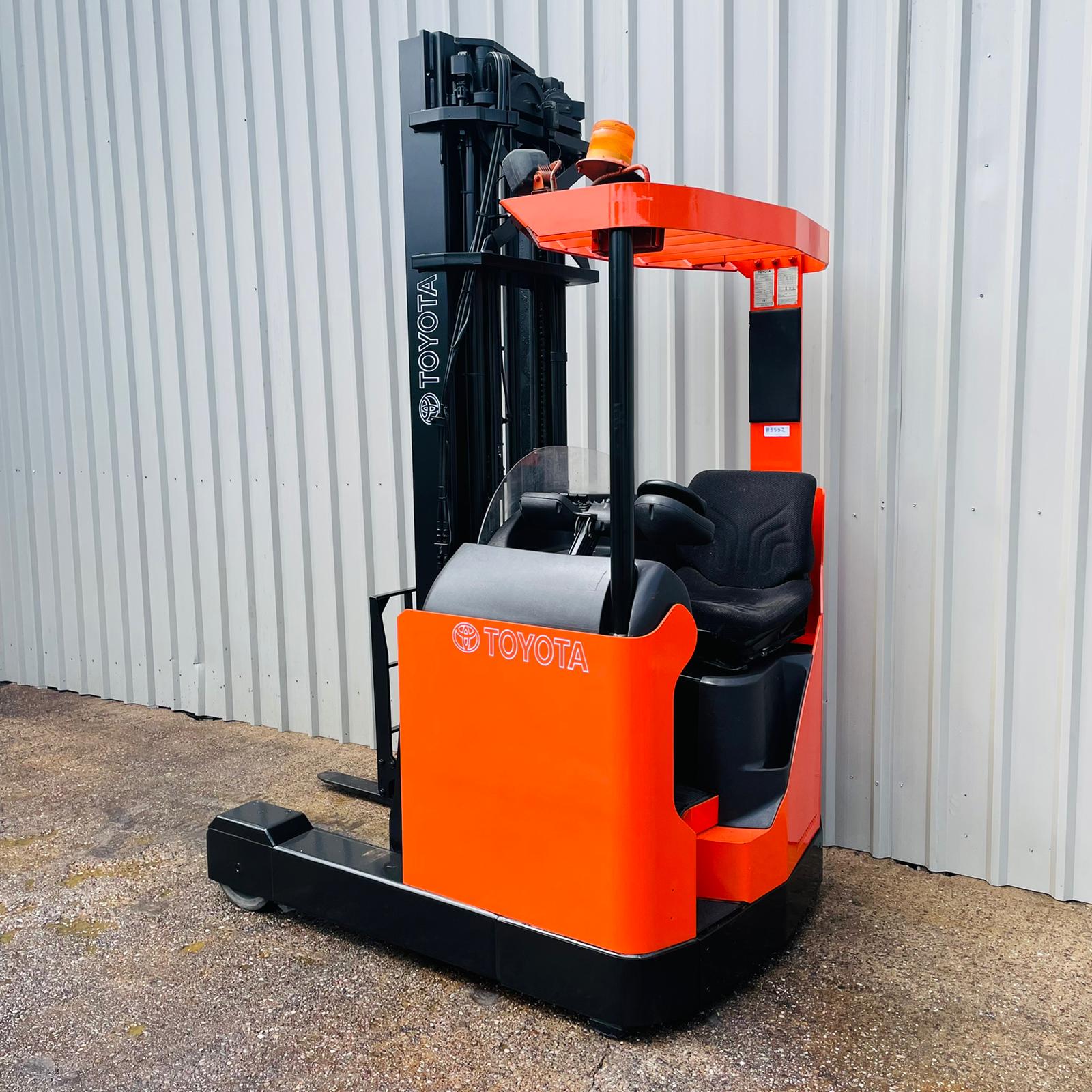 TOYOTA 7FBRE16 USED REACH FORKLIFT TRUCK (#3532)