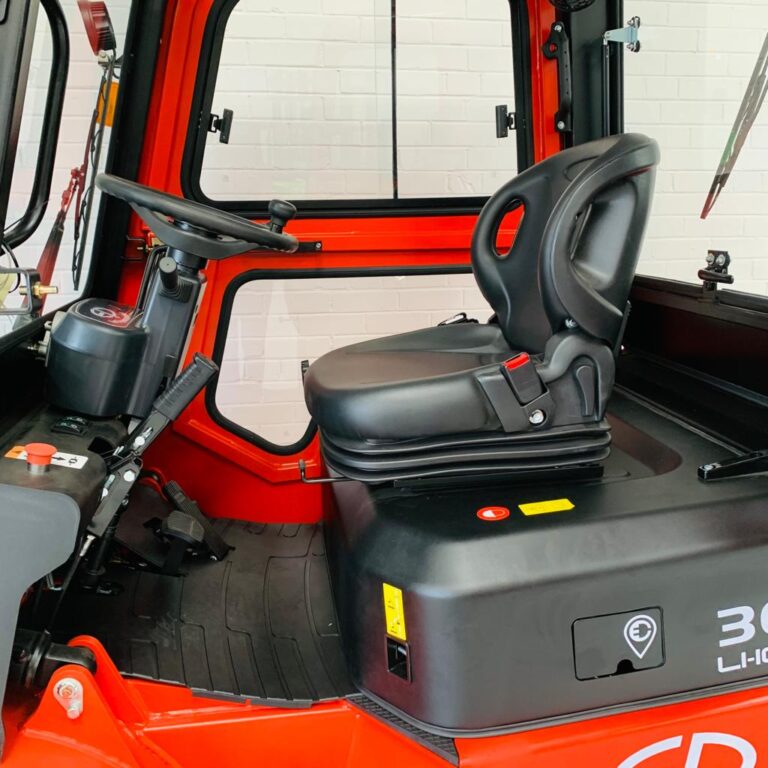 New EP EFL302 Lithium Electric Forklift -Full Cab - 6000mm LIFT (#4122)