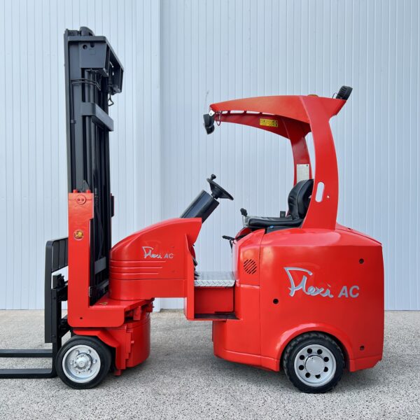 Side view of red FLEXI AC1000 USED ARTICULATED FORKLIFT (#4647