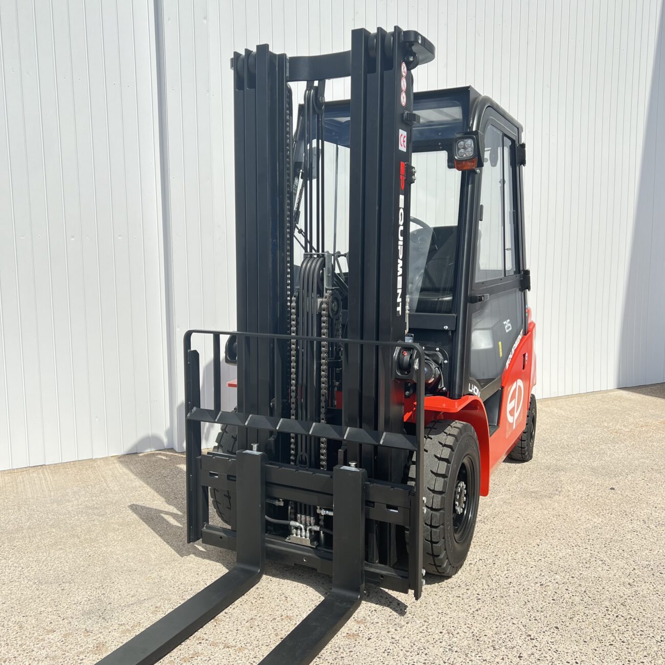 New EP EFL253 Lithium Electric Forklift