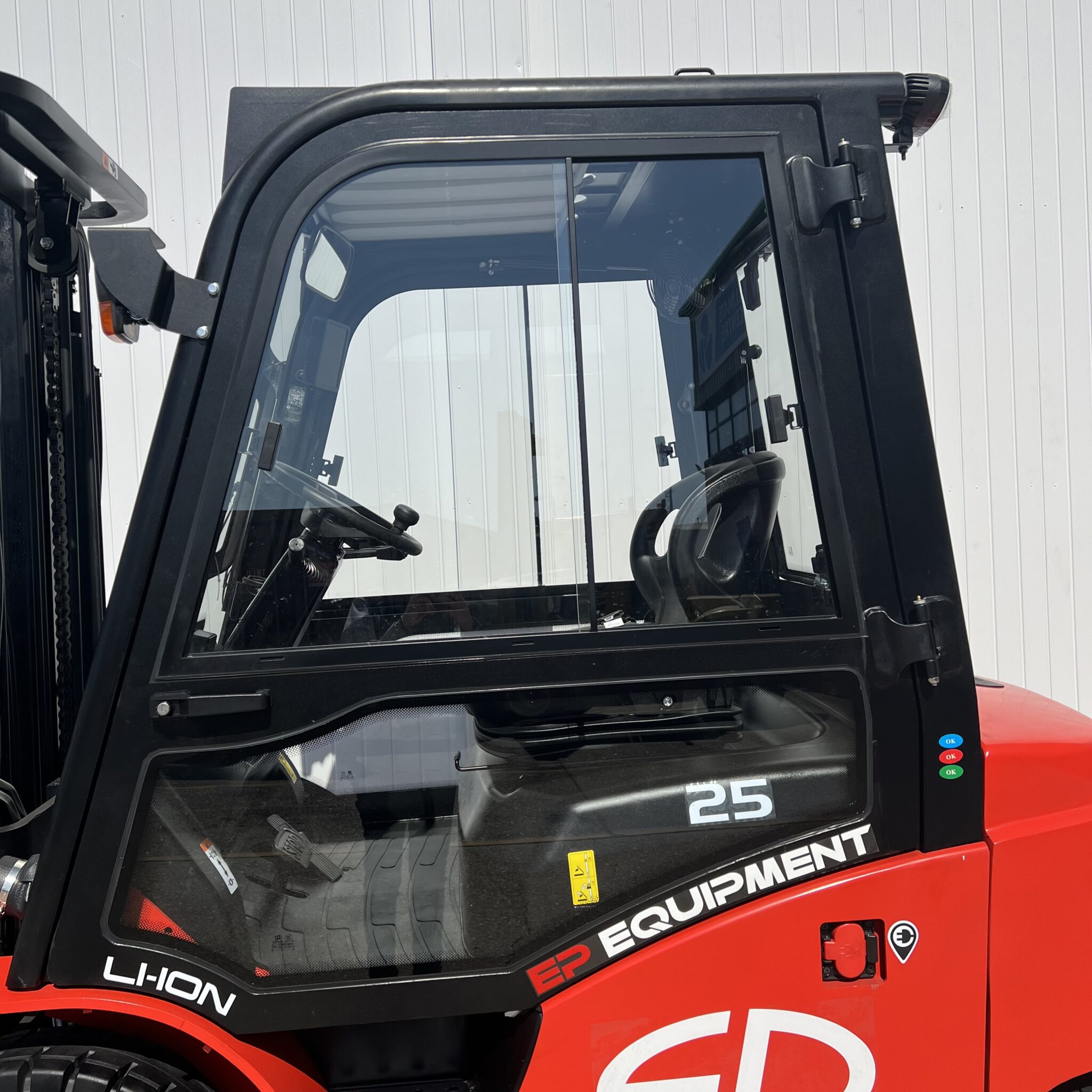 New EP EFL253 Lithium Electric Forklift