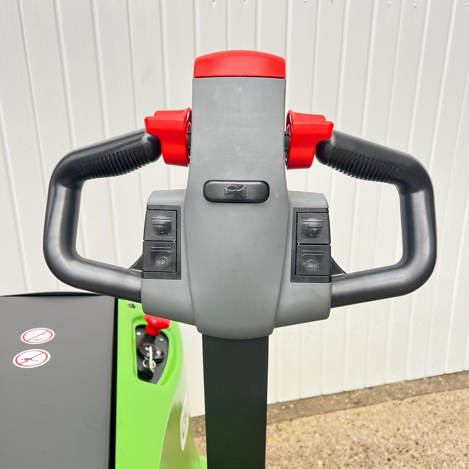 Lithium ELECTRIC PALLET STACKER TRUCK GREENPOWER ES16-16WA -1600KGS ...